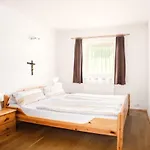 Schwarzenauer *